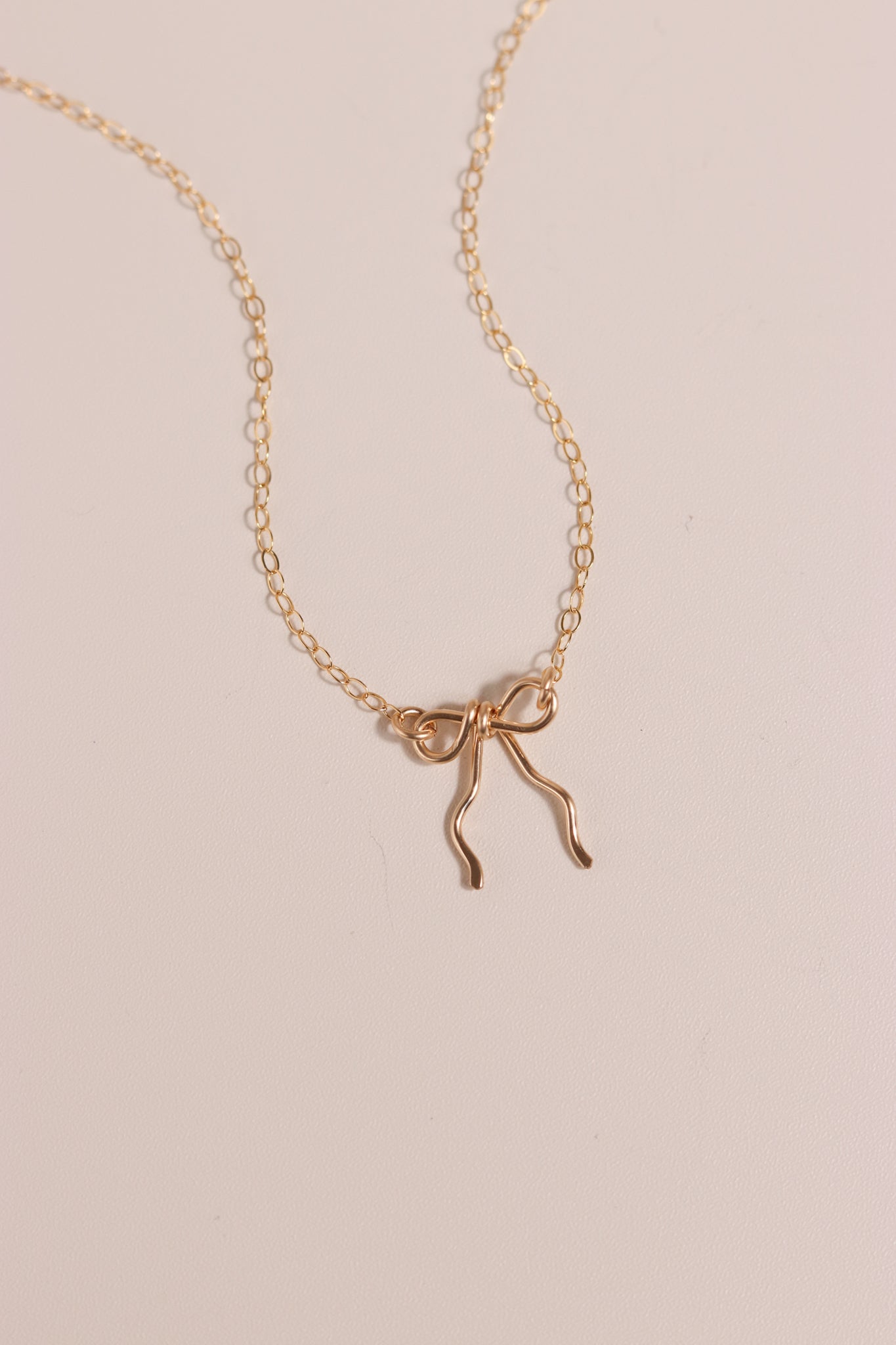 Bow Necklace