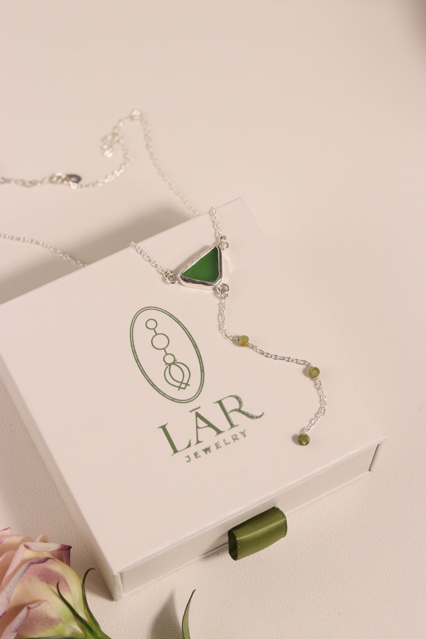 Green Lariat Sea Glass Necklace